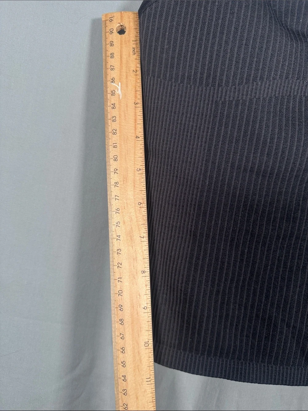 Lululemon NWT Ebb to Street Scoop-Neck Cropped Tank Top Black Bra B/C Size 4 - Picture 6 of 7